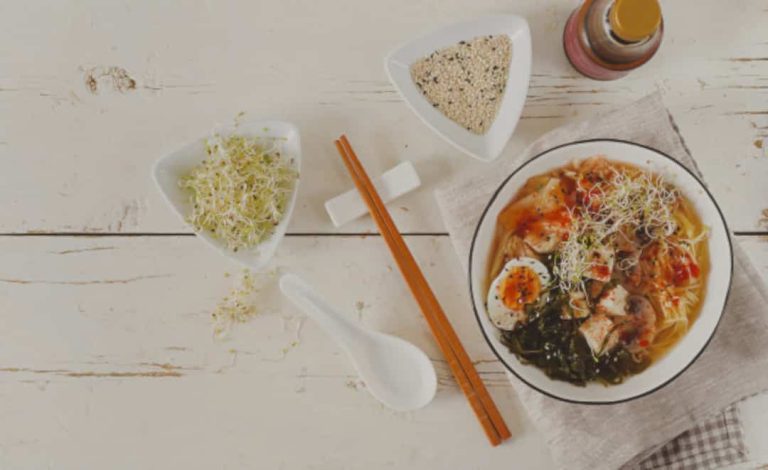 recette detox: miso ramen nouilles asiatiques