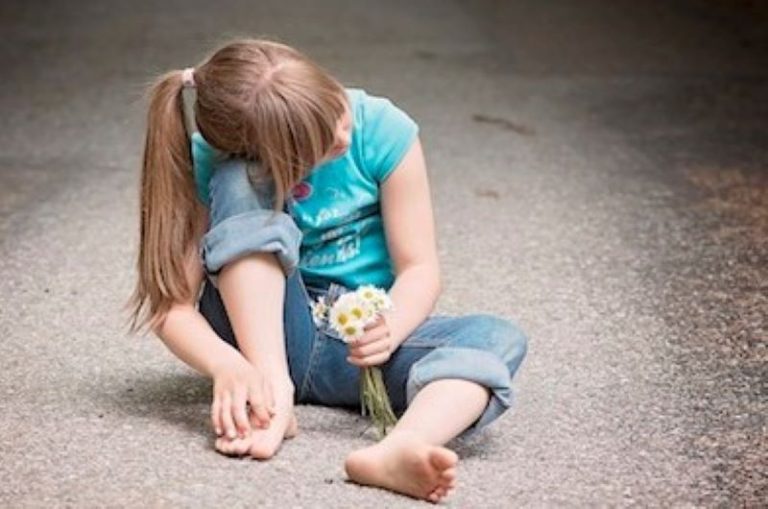 l’autisme ne peut pas être considéré comme une maladie car il ne soigne pas