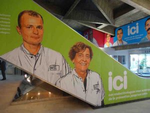 Médecins, chirurgiens et infirmières s'affichent durant les travaux à Louis Cardio de Lyon