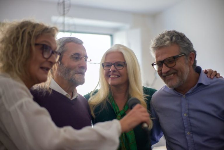 la pratique du chant est étudiée à Lyon pour soulager les personnes atteintes de l’Alzheimer