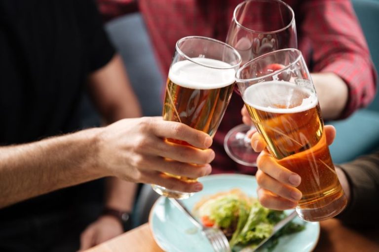 la consommation d’alcool en Auvergne Rhône Alpes est trop élevée