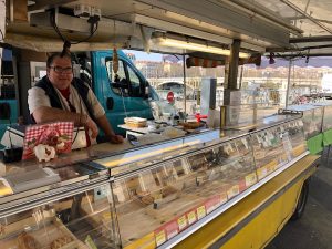 marchés rouverts pendant coronavirus