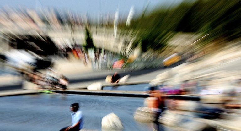 berges du rhone avant le coronavirus