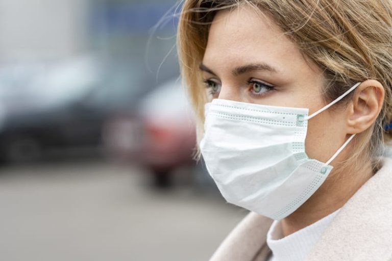 Coronavirus lyon Auvergne Rhône Alpes france