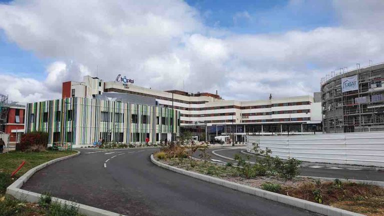 Hôpital Nord Ouest Villefranche coronavirus