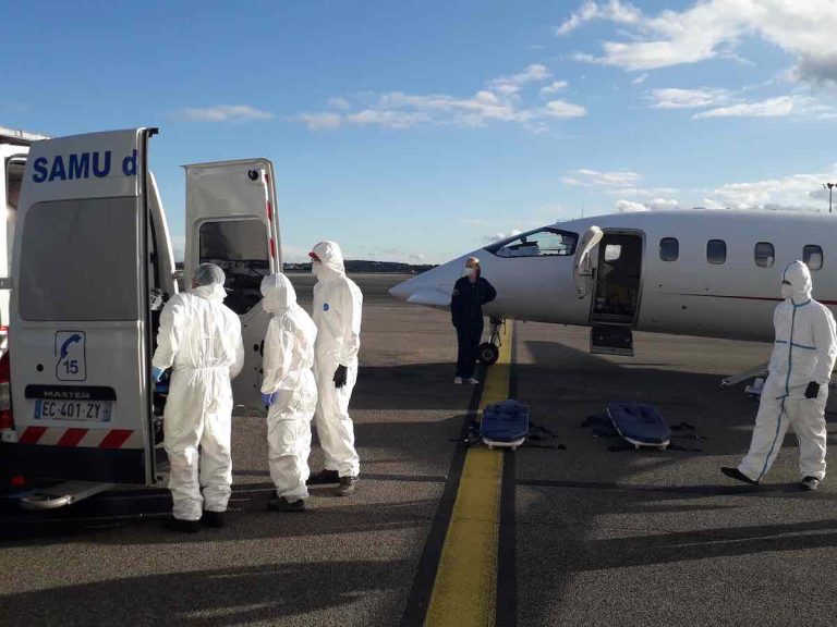 transfert covid aeroport lyon