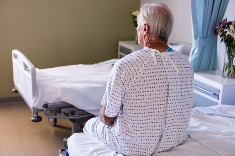 Les soins palliatifs, un enjeu majeur en Auvergne-Rhône-Alpes.