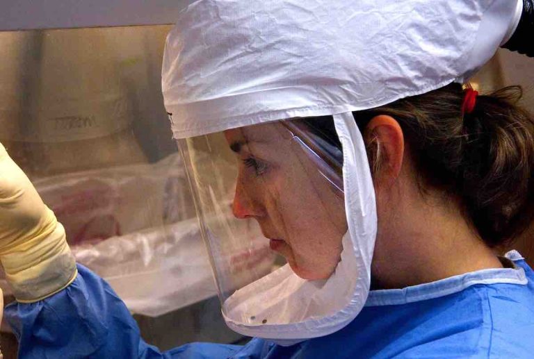 tests laboratoire variant anglais