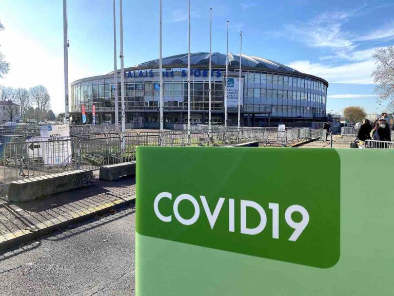 centre vaccination lyon Gerland