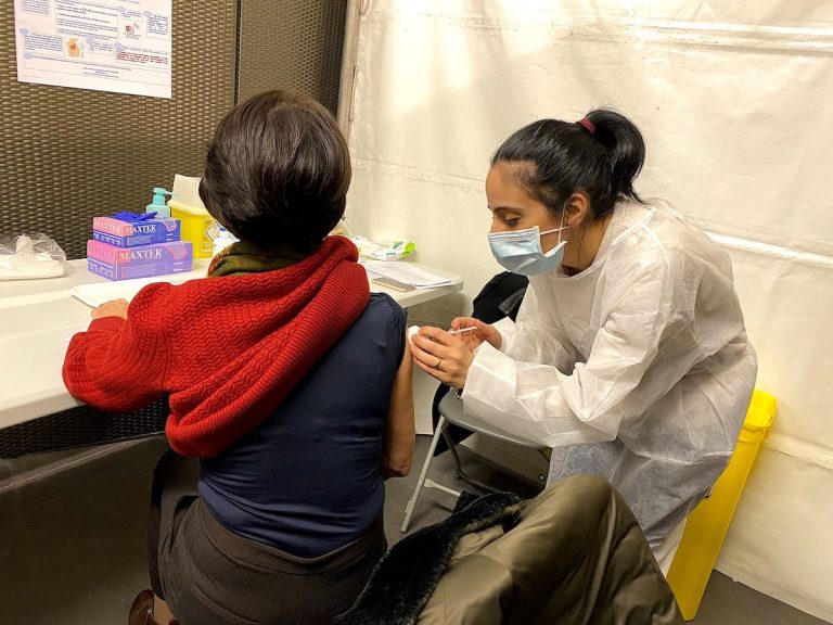 vaccinodrome covid auvergne rhone alpes