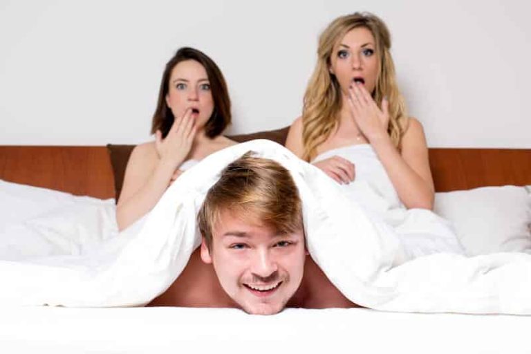 Les fantasmes sexuels ne sont pas pathologiques mais font partie de la sexualité.