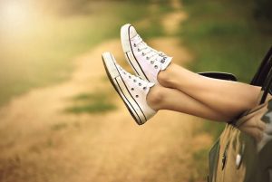 Combattre la sensation des jambes lourdes.