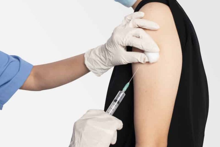 vaccin covid-19 vaccination effets secondaires
