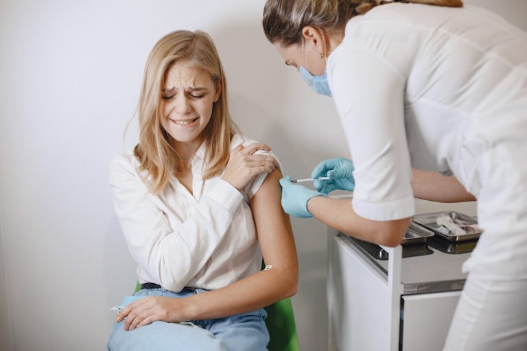 vaccination covid-19 coronavirus vaccin 3ème dose