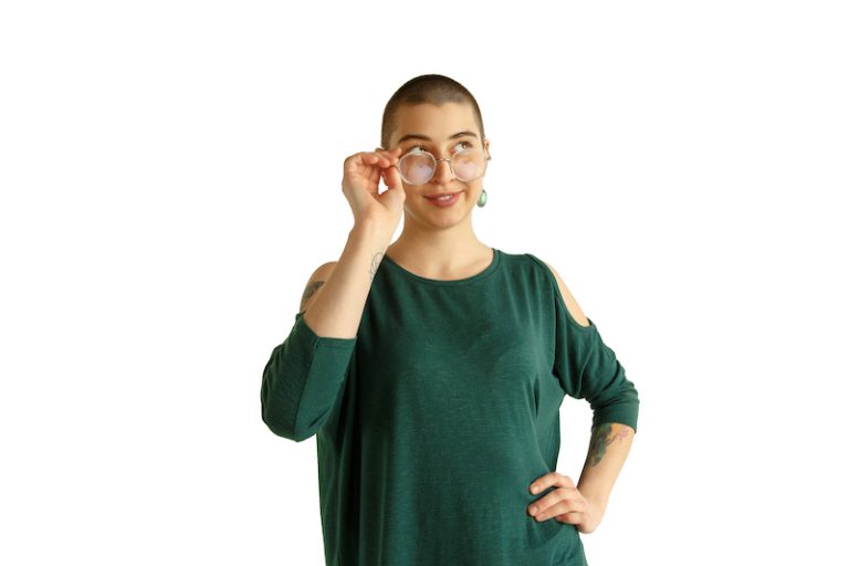 Il existe plusieurs astuces pour favoriser la pousse des cheveux.