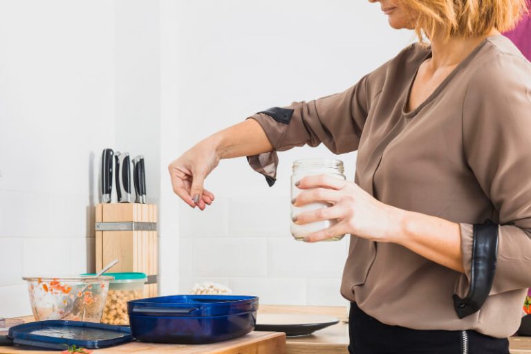 Le sel est le condiment le plus utilisé à table