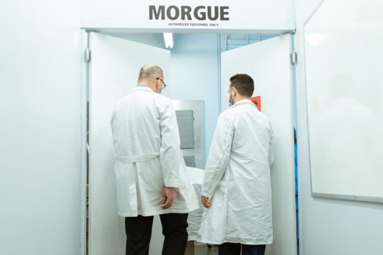 La médecine légale est un travail d'équipe