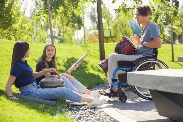 Le handicap au coeur de la rentrée associative à Bron.