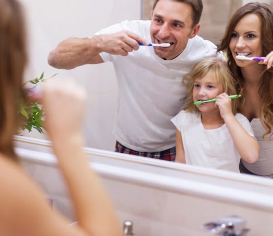 Il est important de consulter le dentiste au moins une fois par an, pour prendre soin de ses dents.
