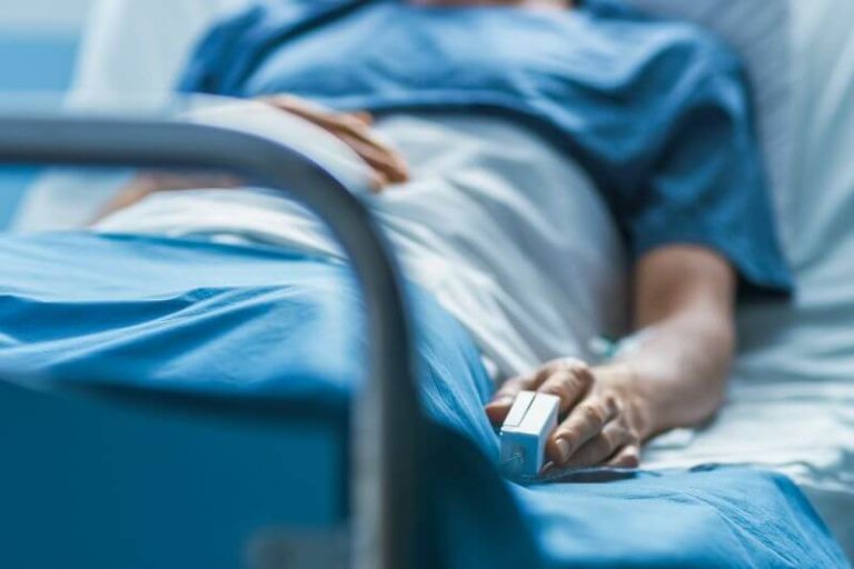 Un médicament énormément prescrit pendant le Covid-19 serait à l'origine de milliers de morts.