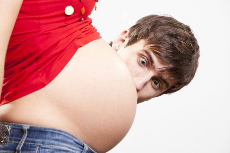 Le dépistage prénatal permet notamment de détecter une éventuelle trisomie.