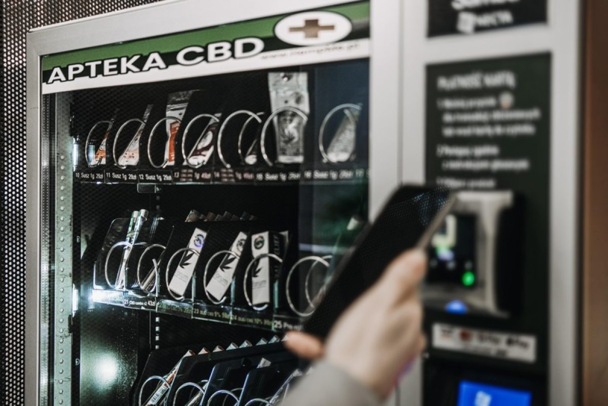 CBD en libre-service : cette facilit d'accs est-elle dangereuse ?