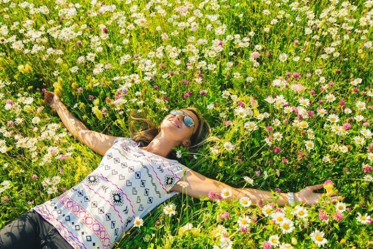 Concept retour du printemps idées bien-être à tester.