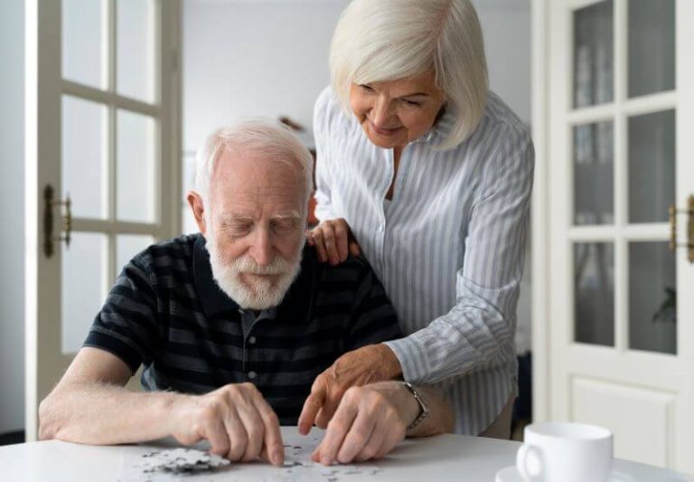 Un sénior confronté à la maladie d'Alzheimer.