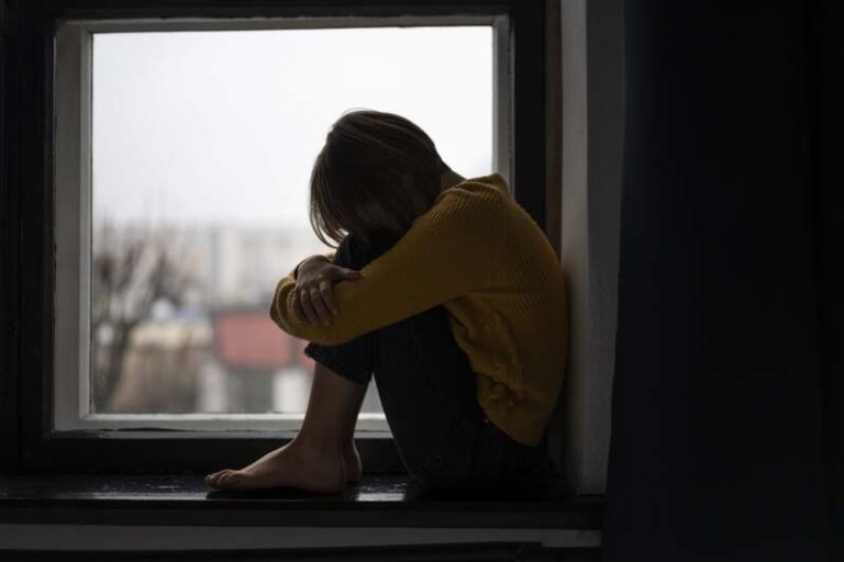 Un enfant en souffrance psychique qui pense au suicide.