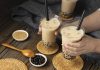 Bubble tea : la boisson star qui sucre un peu trop la santé Une jeune fille qui boit deux bubble tea par jour et prend des risques pour sa santé.