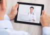 Téléconsultation médicale : comment ça marche ? Un patient bénéficiant d'une téléconsultation avec son médecin.