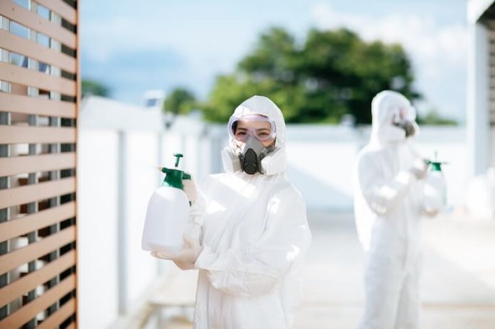 demoustication campagne anti virus tropical dengue chikungunya hausse cas autochtones ma sante Une opération de démoustication face à l'essor des cas de chikungunya et de dengue liés à la prolifération du moustique-tigre.