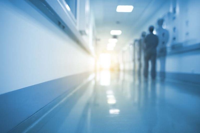 Un hôpital qui accueille des patients atteints d'un cancer du foie.