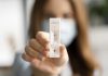 Covid-19 : quelle région française est la plus touchée en ce moment ? Une femme vient d’apprendre que son test PCR au Covid-19 est positif.