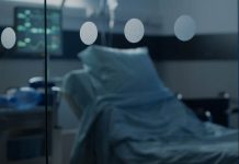 La France ferme encore des lits à l’hôpital : quel impact réel sur les patients ? Un lit d'hôpital fermé, faute de soignants pour s'occuper d'un nouveau patient.