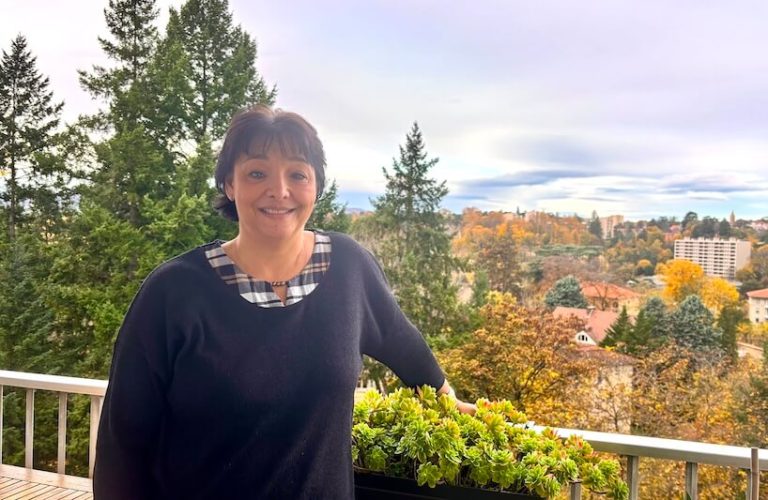 Doris Bon Julliand fondatrice un Kancer pour la vie, à Lyon, en novembre 2025.