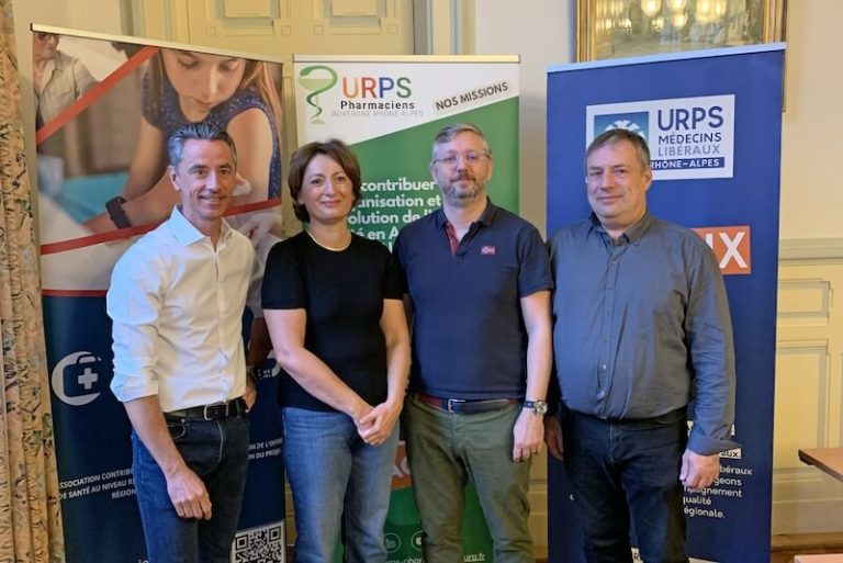 Les présidents de 4 URPS (médecins, infirmiers, pharmaciens et sages-femmes) en prévention pour la vaccination grippe et Covid.