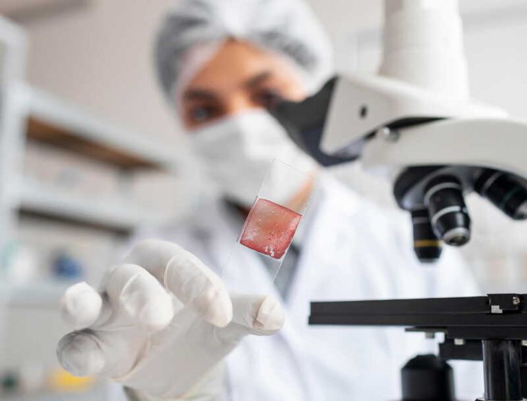 L’une des chercheuses ayant contribué à mettre au point la thérapie capable d’éliminer des tumeurs du cancer du pancréas chez la souris.