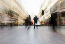 Grippe : combien de temps va durer l’épidémie ? Les rues désertes d’une ville qui vit au rythme d’une épidémie de grippe saisonnière particulièrement indécise cette année.