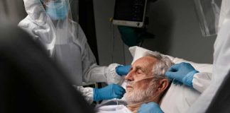 Loi sur la fin de vie : le texte examiné au Sénat, où en est-on exactement ? Un homme en fin de vie, hospitalisé pour une maladie grave et incurable.