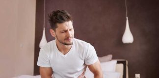 Mort de James Van Der Beek : les cancers colorectaux explosent chez les moins de 50 ans Un homme de moins de 50 ans qui se plaint de douleurs abdominales sans savoir qu’il s’agit d’un cancer colorectal.