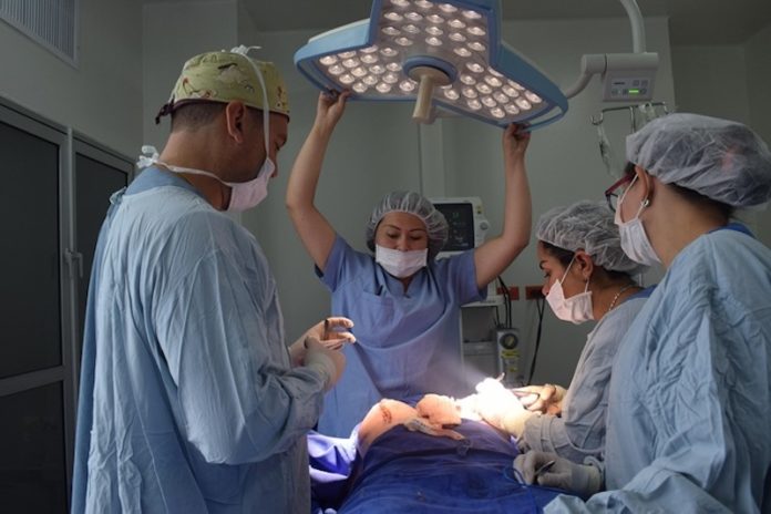 fddfbe87d3aa5bf961a9987b899205a7 Chirurgie mammaire