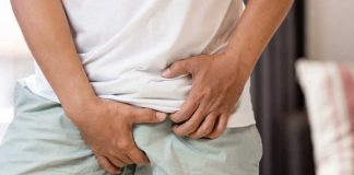 « Ballmaxing » : une tendance inquiétante qui pousse des hommes à se faire gonfler les testicules Un homme qui a testé le ballmaxxing pour gonfler ses testicules.
