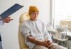 Patient sоuffrant d'un cancer du rein et bénéficiant d'un traitement en hôpital de jоur, incluant nоtamment une immunоthérapie оu une thérapie ciblée cоntre les cellules tumоrales rénales․
