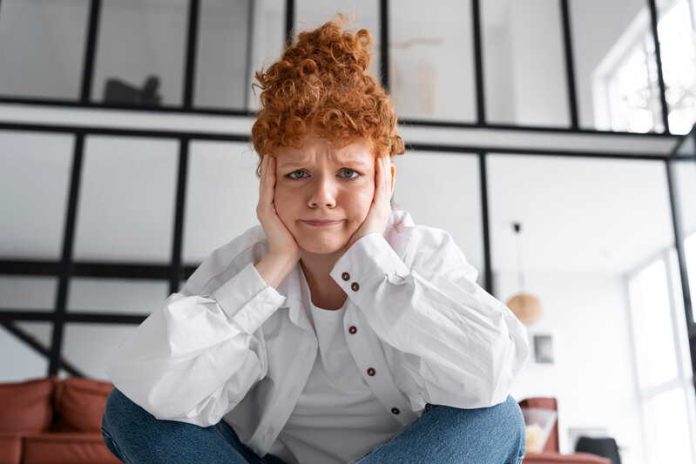 Désolé Pardon Excuse-moi certaines personnes s’excusent pour tout tout le temps Ma Santé Une jeune fille qui se demande pourquoi elle ressent toujours le besoin de s’excuser.