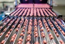 Faux médicaments vendus en ligne : un trafic mondial aux effets dévastateurs enfin démantelé Une usine de faux de médicaments.