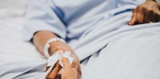 Cancer du sang rare : les États-Unis approuvent un nouveau traitement ciblé Une patiente atteinte d’un cancer du sang rare et agressif teste le nouveau traitement approuvé aux États-Unis.