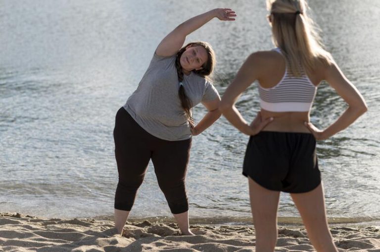 Une femme en surpoids en quête du « summer body » à l’approche de l’été.