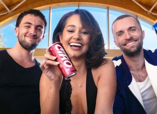 Ciao Energy : la boisson de Squeezie, Léna Situations et Inoxtag déjà critiquée pour ses effets sur la santé Inoxtag, Léna Situations et Squeezie présentent leur boisson énergisante Ciao Energy dans un spot publicitaire.
