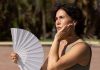 Fatigue, stress, irritabilité… les effets de la canicule sur l’humeur Une femme qui supporte difficilement les vagues de chaleur, ce qui la rend irritable et de mauvaise humeur.